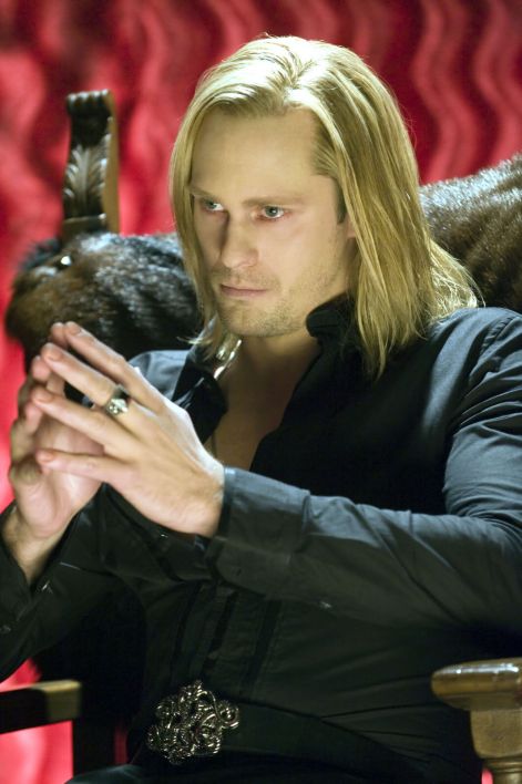 63956_trueblood_s1_032_122_471lo.jpg