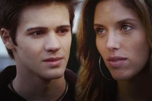 jeremy-and-vicki-the-vampire-diaries-8213334-300-200.jpg