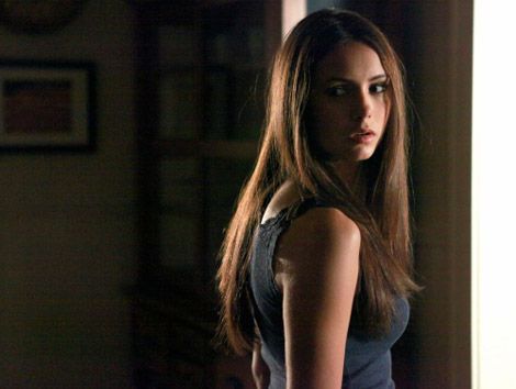 nina-dobrev-t04.jpg