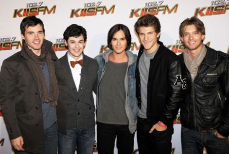 pretty-little-liars-1.jpg