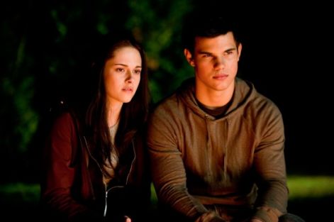 the-twilight-saga-eclipse-kristen-stewart-taylor-lautner-550x365.jpg